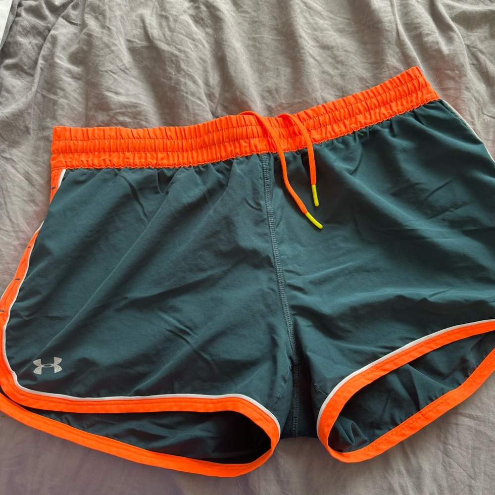 Underarmour shorts